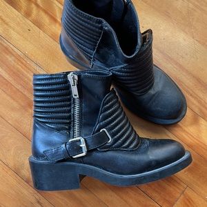 LEATHER ANKLE BOOTS ZARA